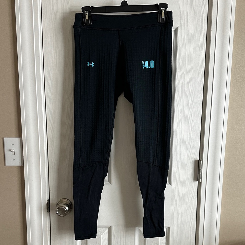 Under Armour Women’s 4.0 Baselayer Cold Gear. Size Small. Black.
